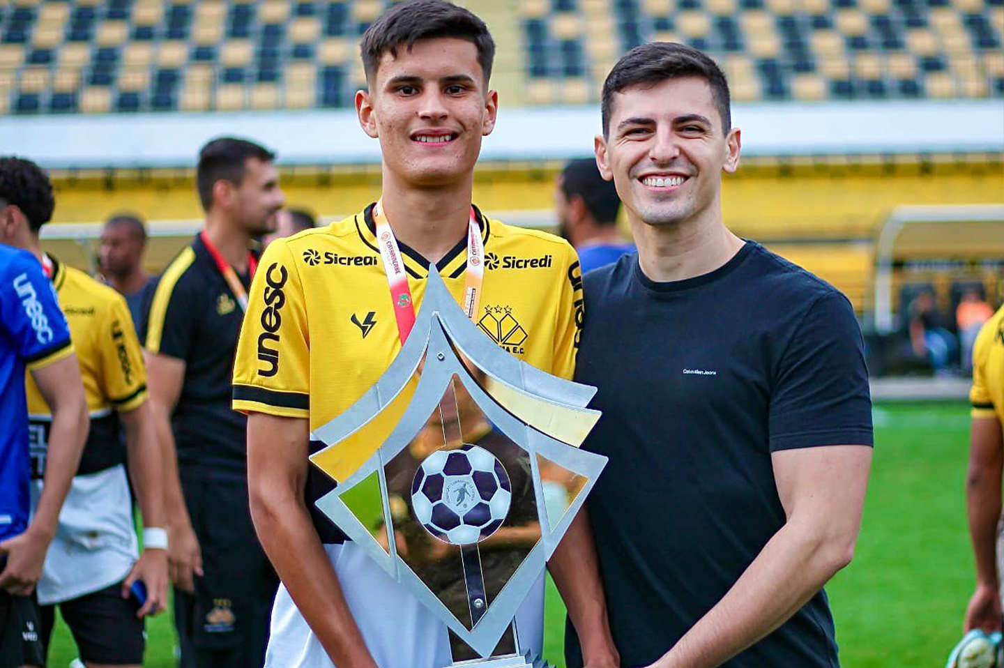 CAMPEÃO CATARINENSE SUB 17.